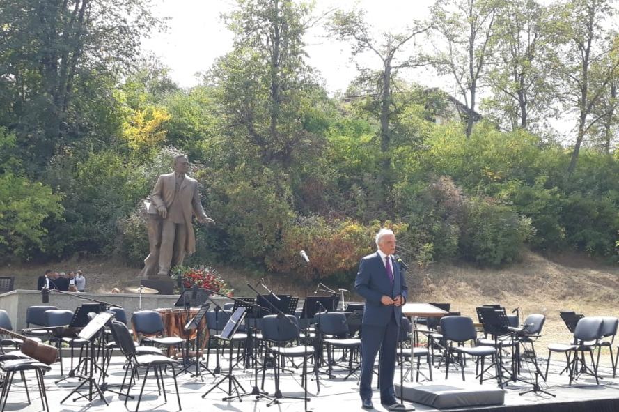 Şuşada Üzeyir Hacıbəyli Beynəlxalq Musiqi Festivalının konserti keçirilir (FOTO) - Gallery Image